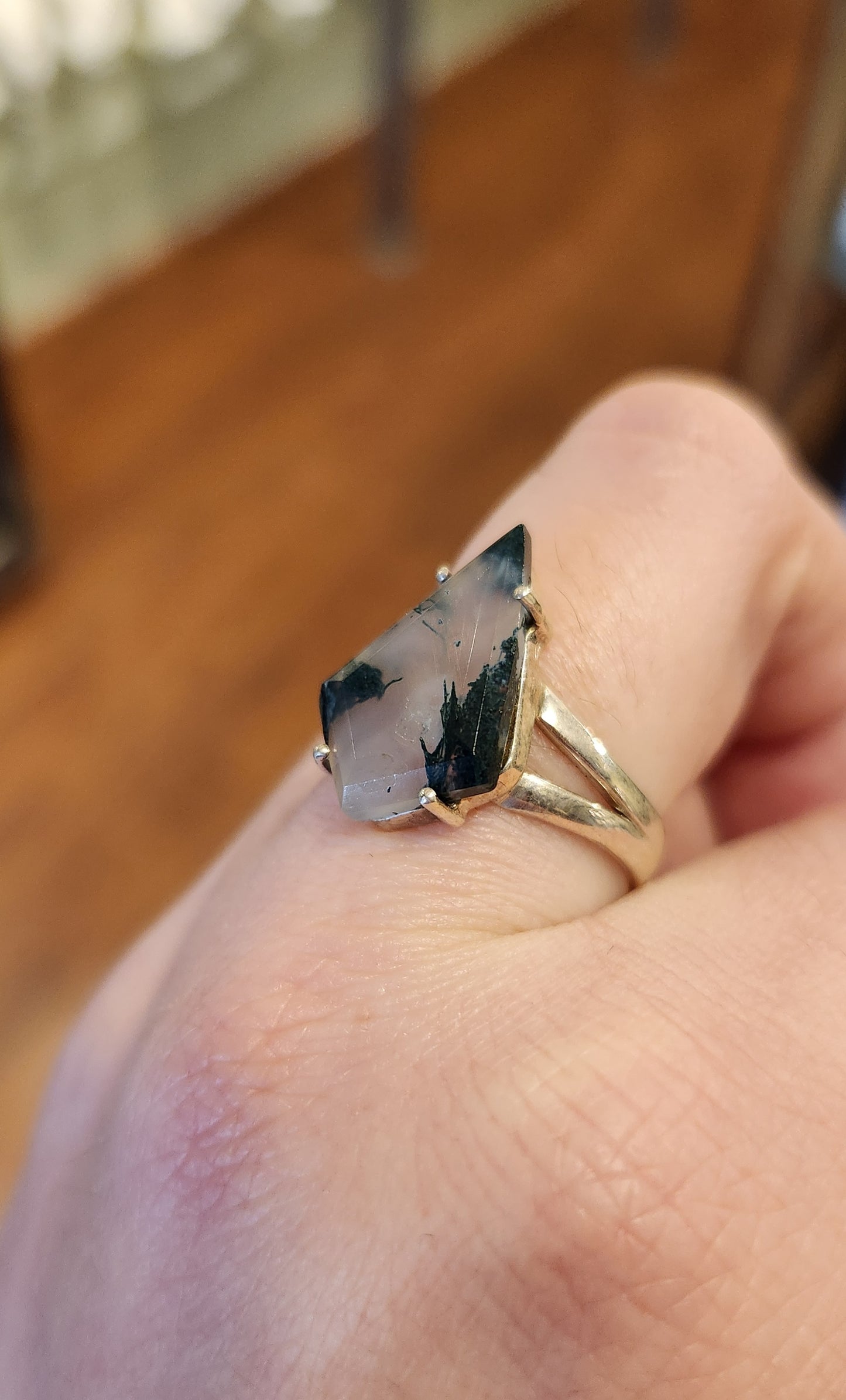 Sterling silver kite-shaped moss agate ring