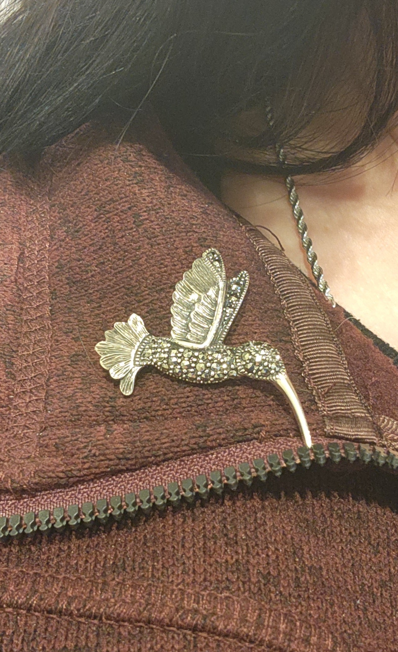 Sterling silver hummingbird and marcasite estate brooch