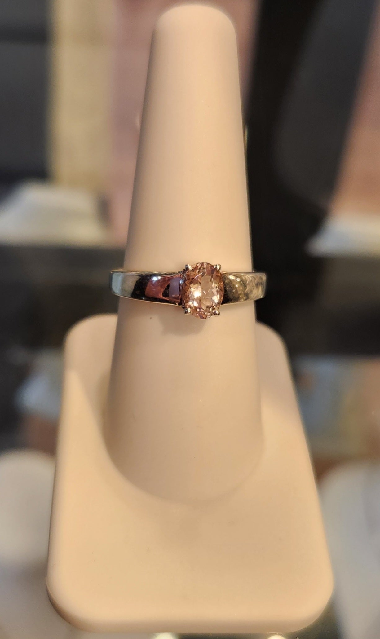 Sterling silver oval morganite ring