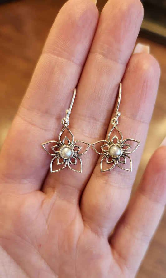 Sterling silver lotus pearl dangle earrings