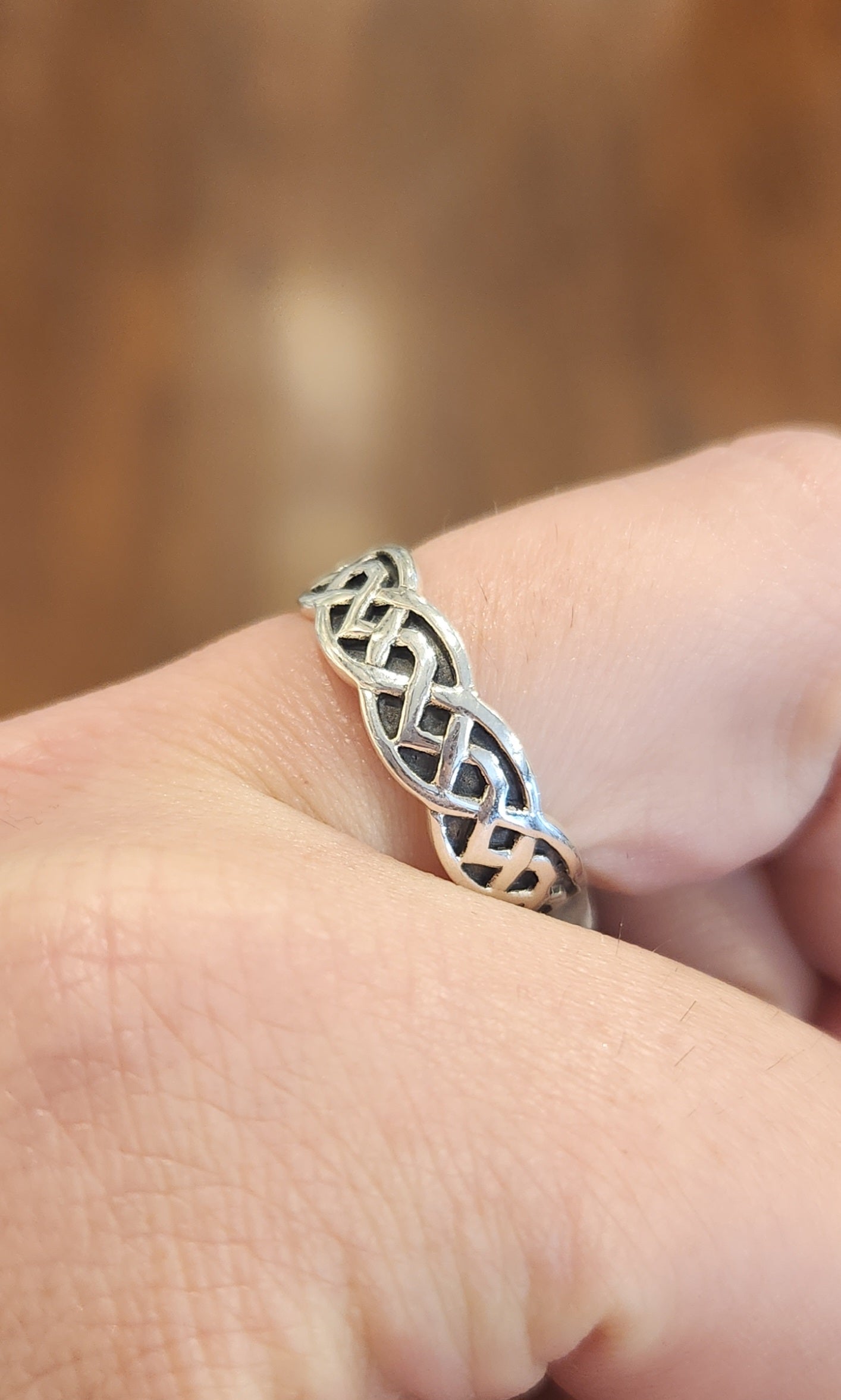 Sterling silver celtic knotwork ring band