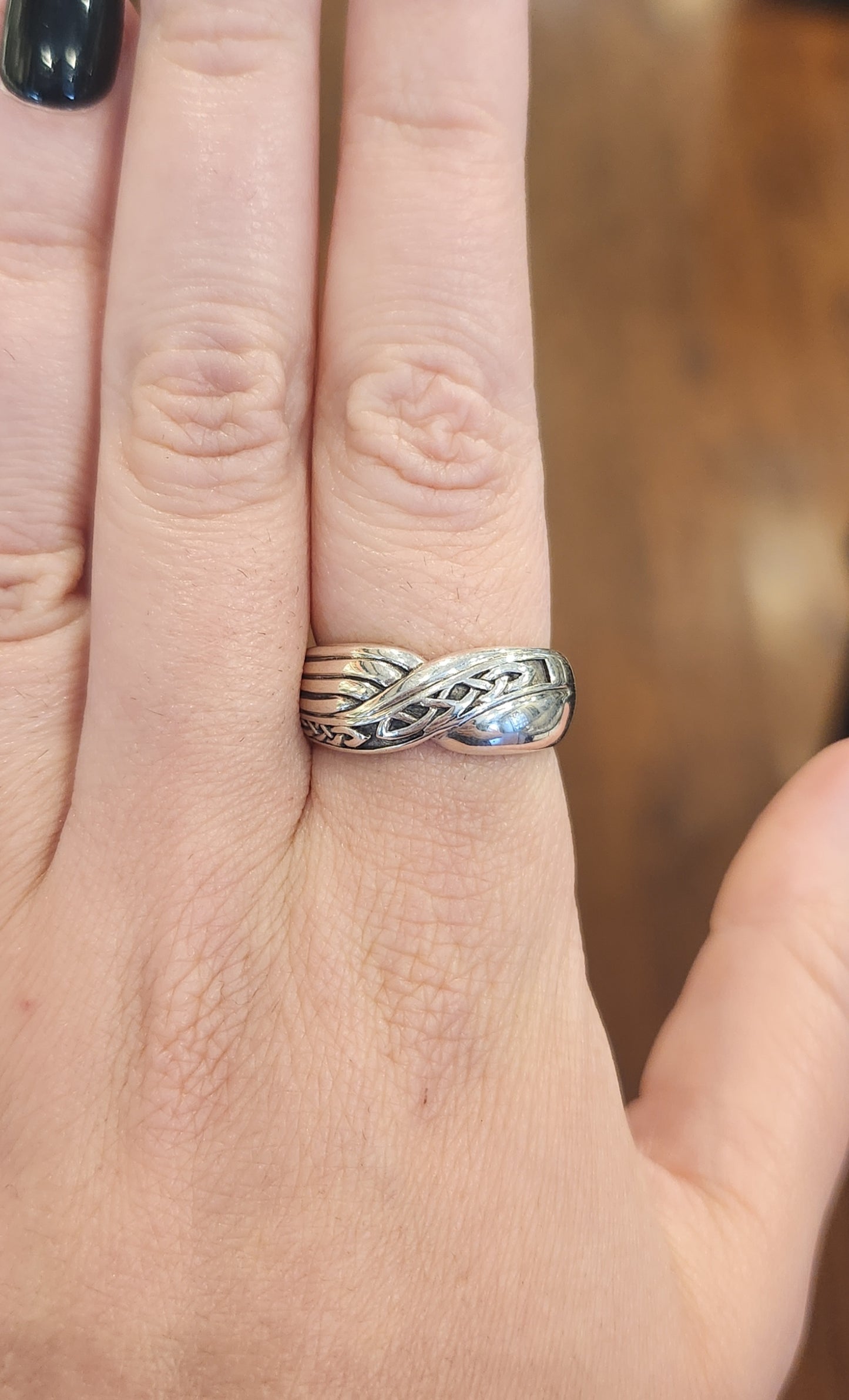 Sterling silver eternal celtic knotwork ring