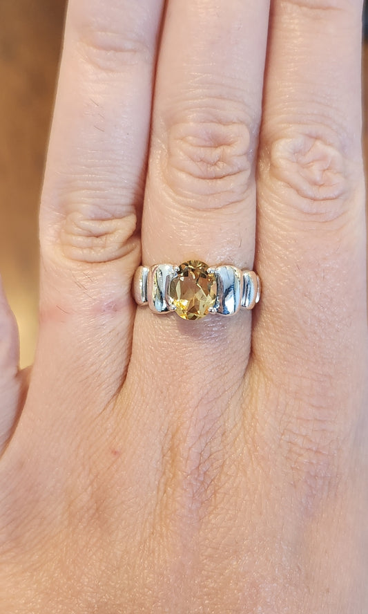 Sterling silver oval citrine ring