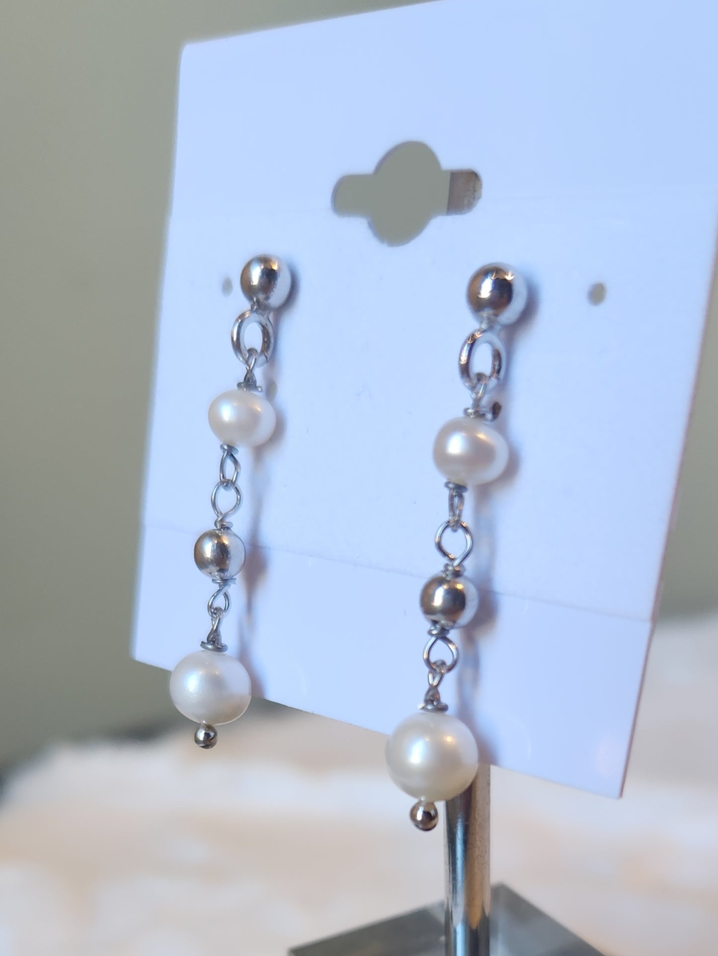 Sterling silver pearl dangle earrings