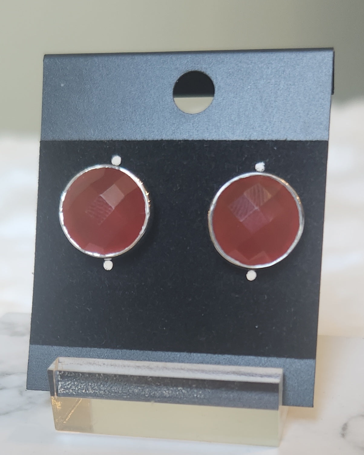 Sterling silver round checker-cut carnelian stud earrings