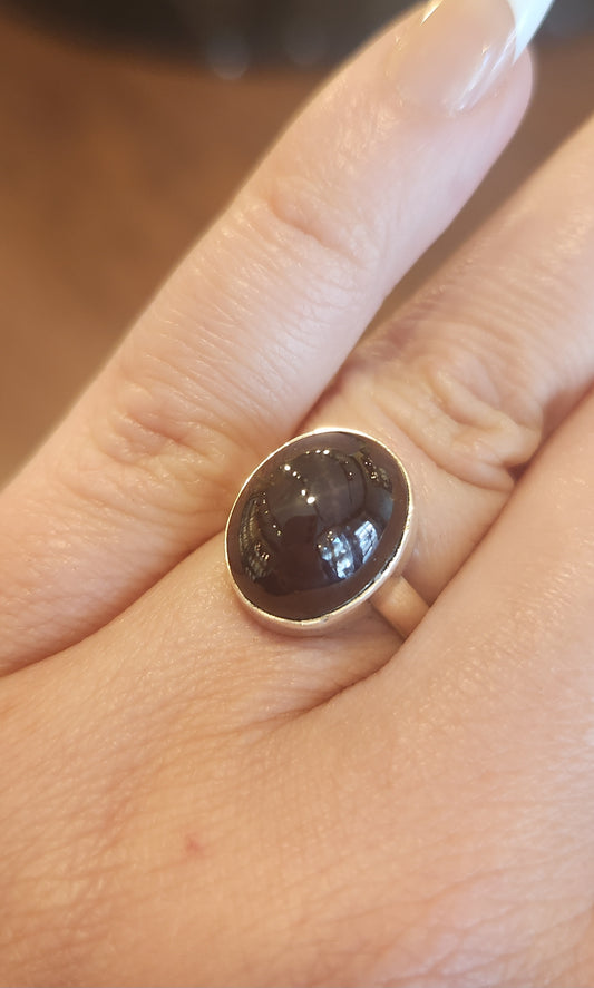 Sterling silver oval star garnet ring