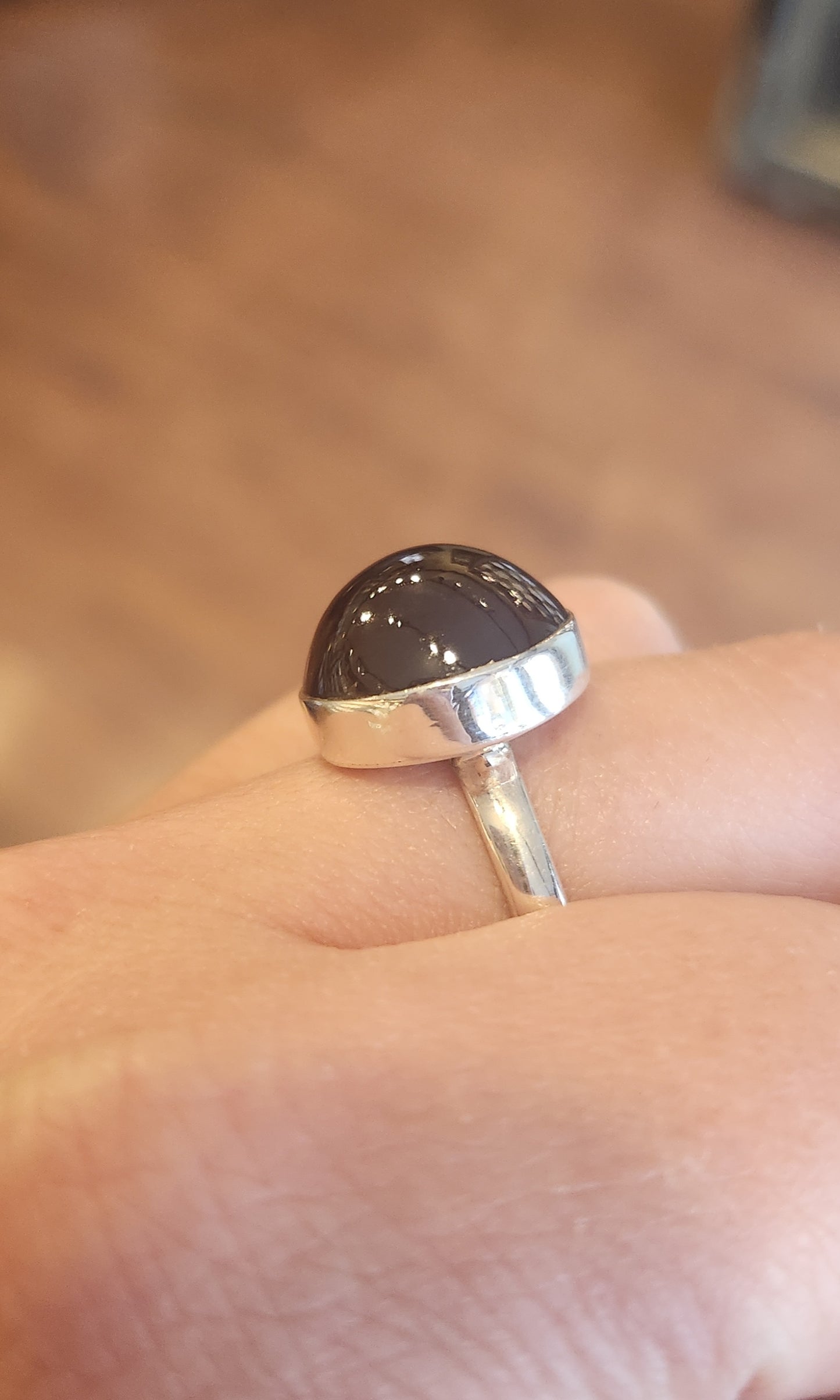 Sterling silver round star garnet ring