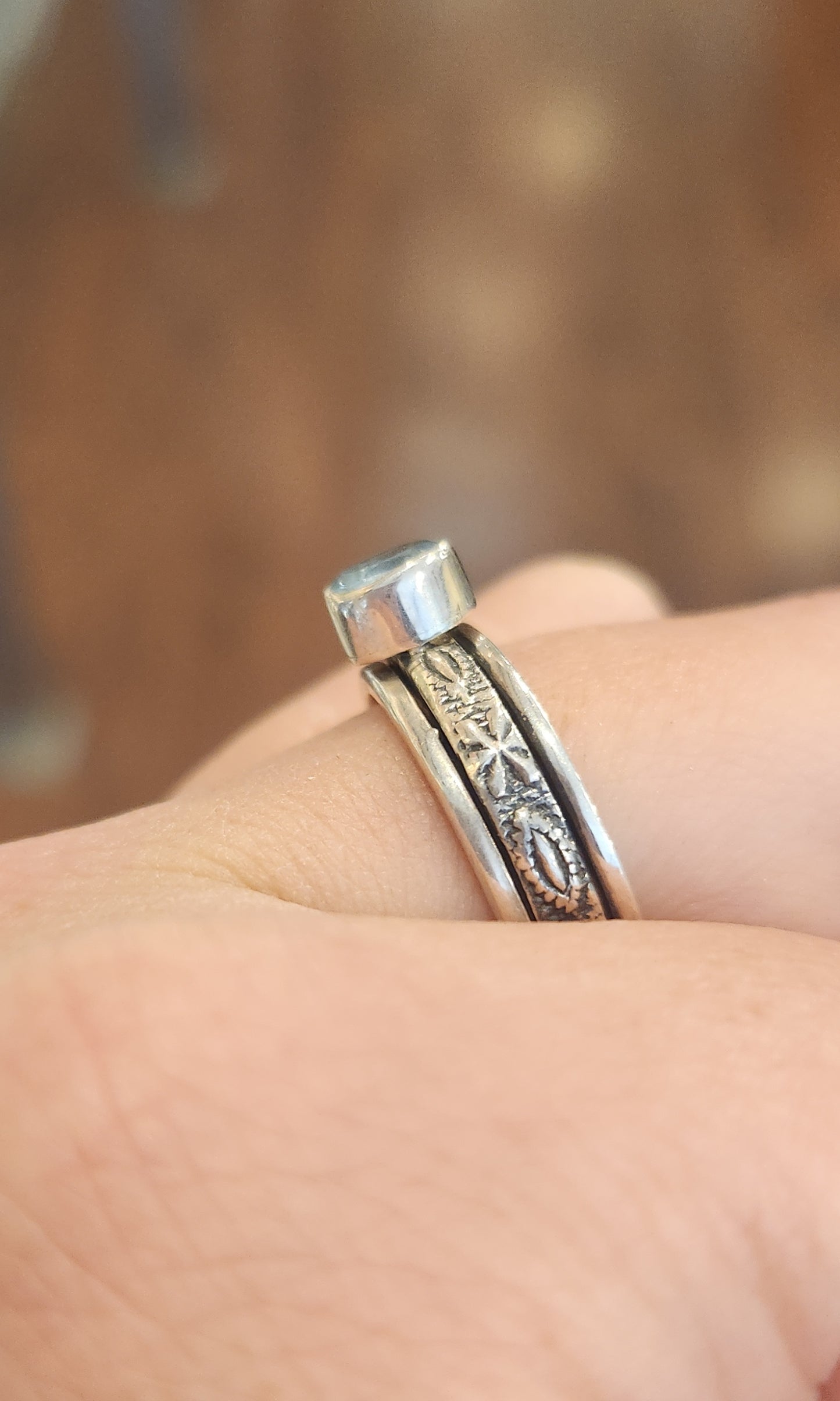 Sterling silver aquamarine spinner ring