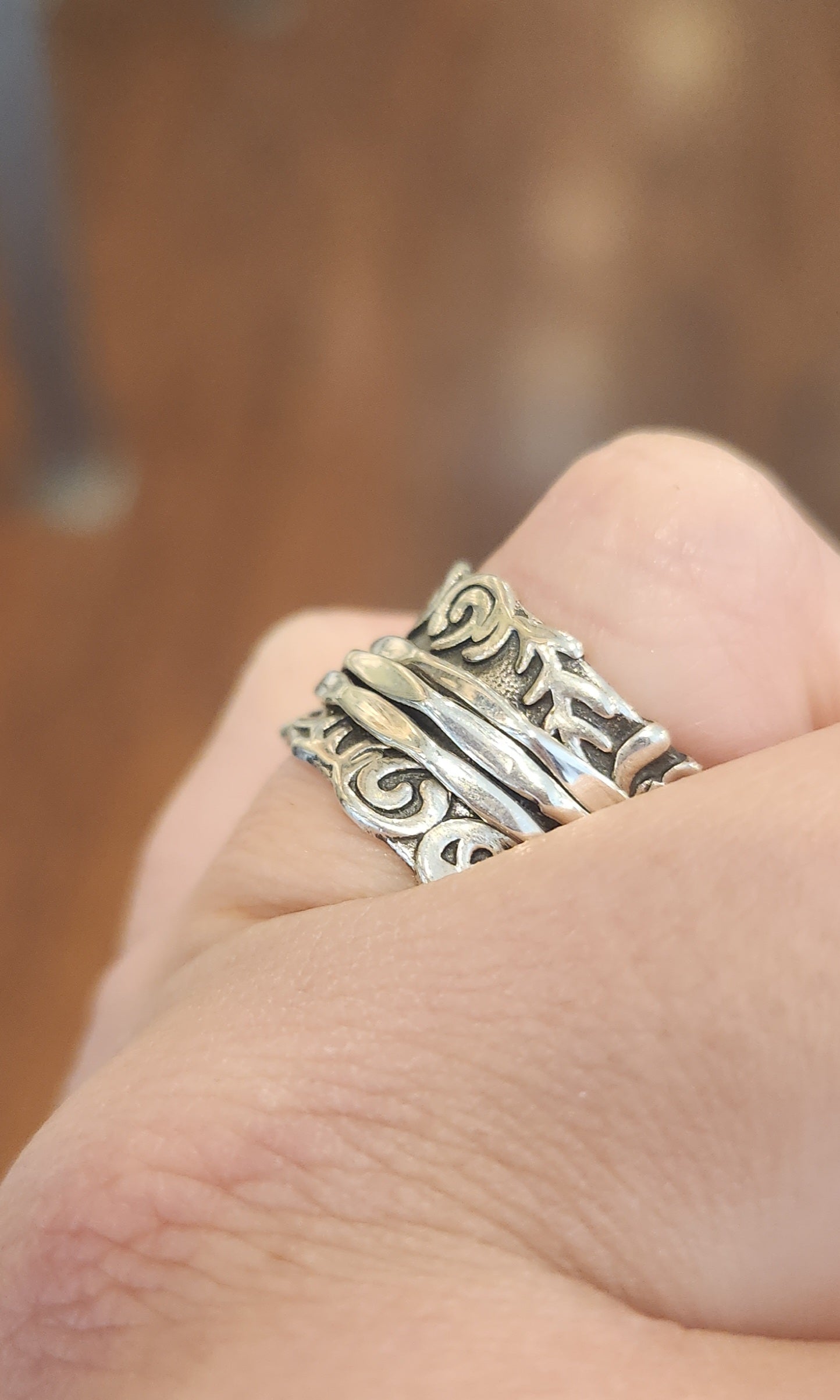 Sterling silver triple-band spinner ring