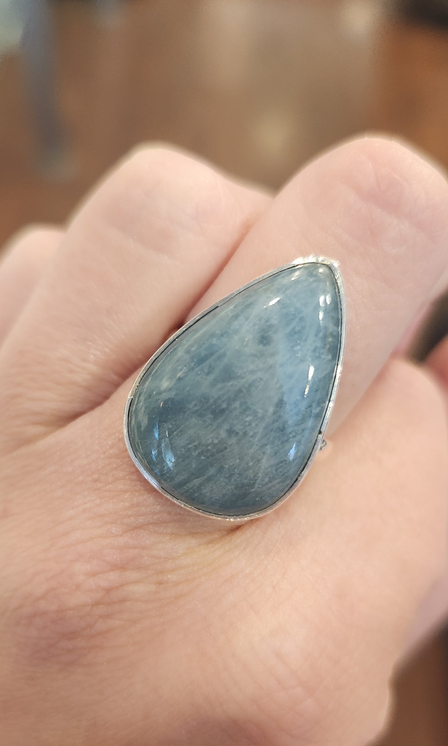 Sterling silver pear-shaped aquamarine cabochon ring