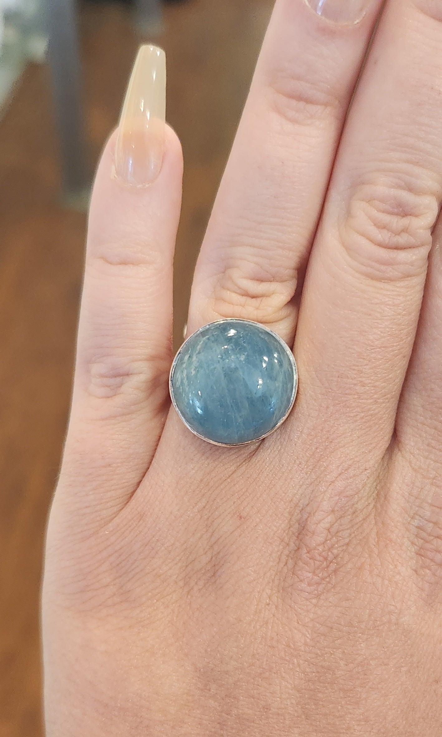 Sterling silver round-shaped aquamarine cabochon ring