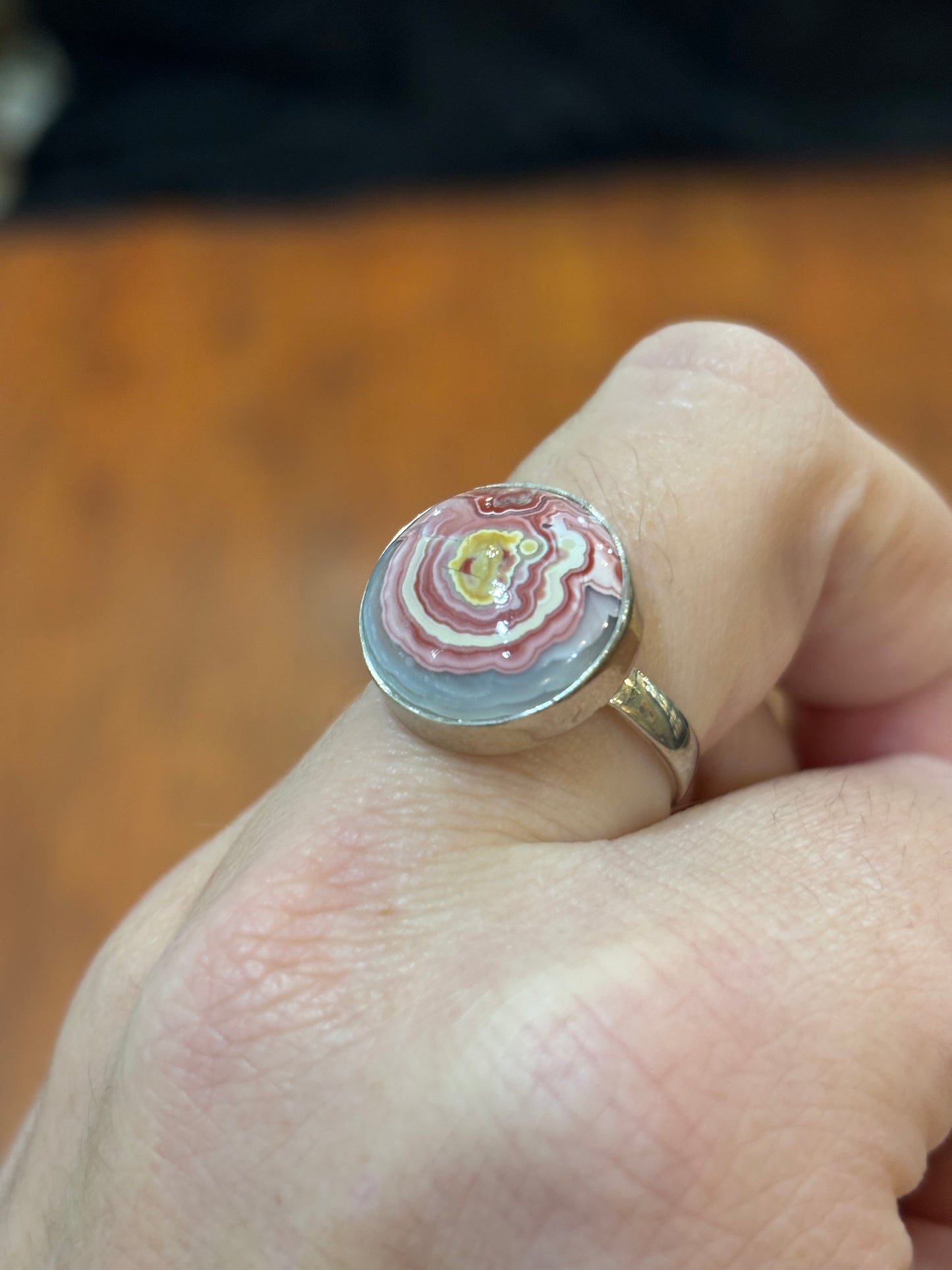 Sterling silver round laguna lace agate ring