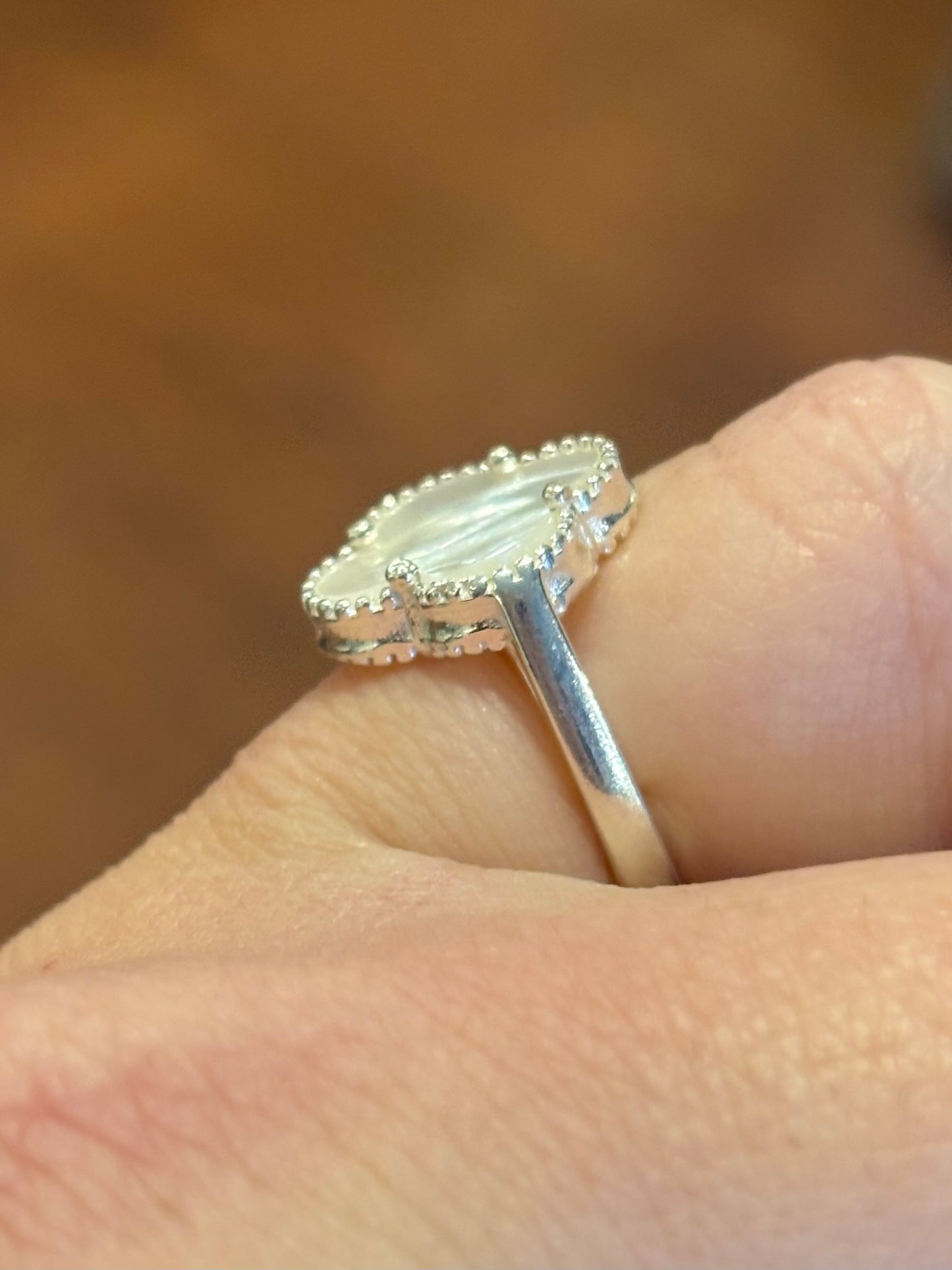 Sterling silver mother of pearl Clover ring