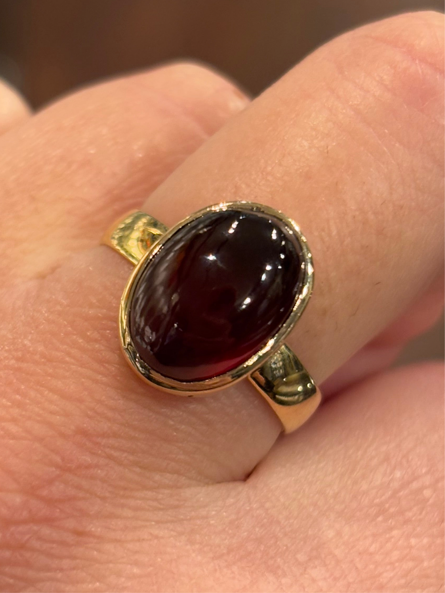 14k yellow gold hessonite garnet cabochon ring