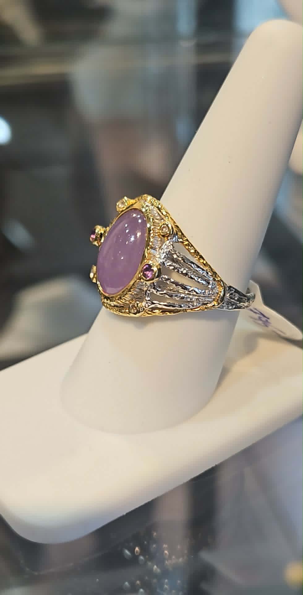 Sterling silver lavender jade ring with gold overlay size 8.5