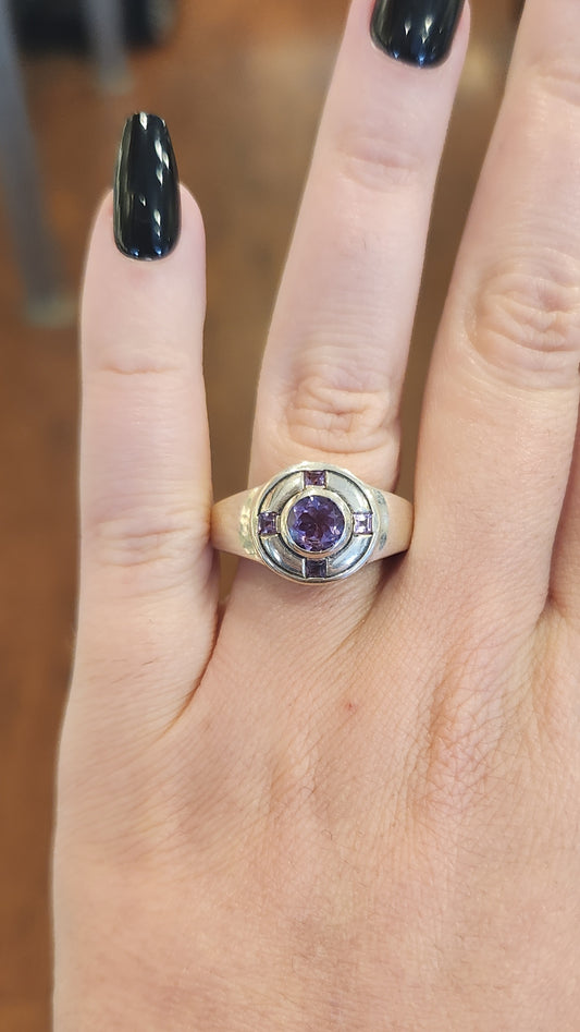 Sterling silver celtic claddagh amethyst ring