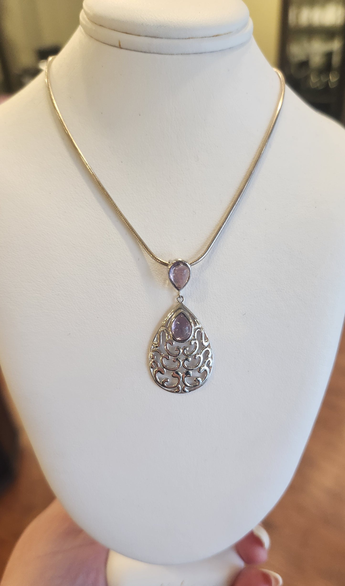 Sterling silver amethyst filigree pendant