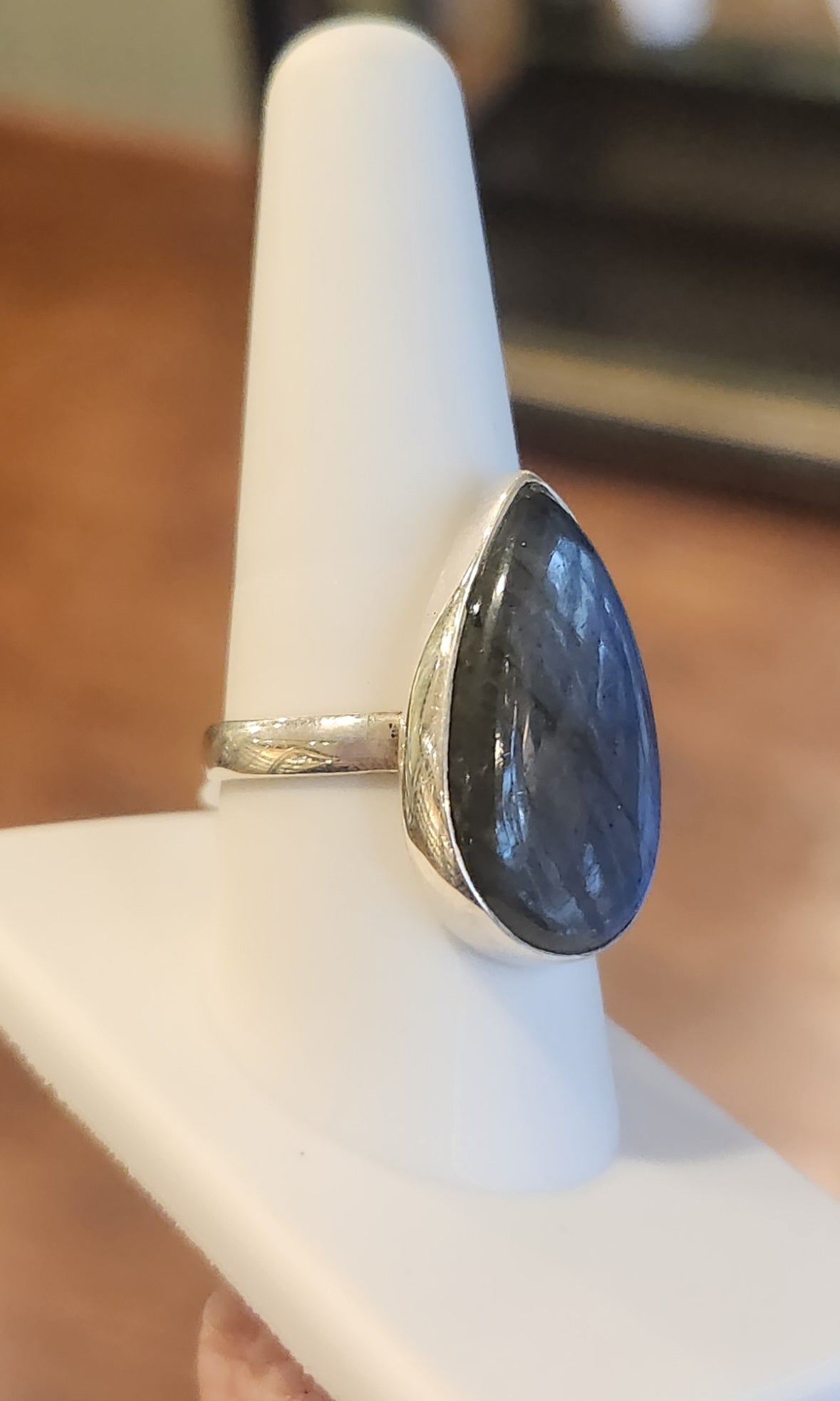 Sterling silver blue flash labradorite ring