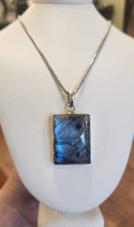 Sterling silver rectangle blue labradorite pendant
