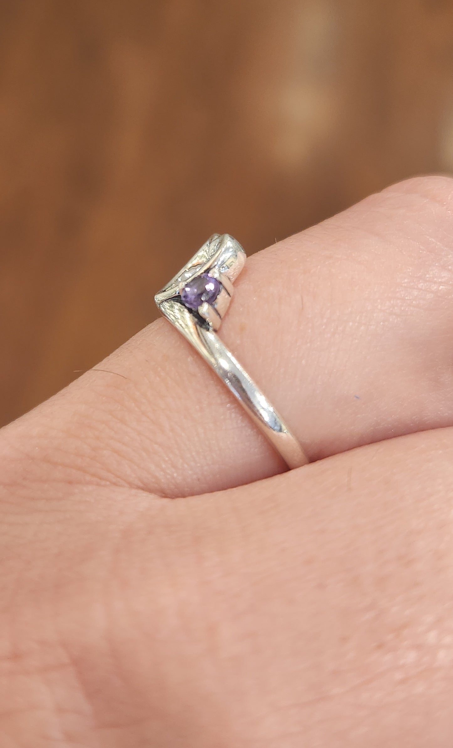 Sterling silver amethyst heart ring