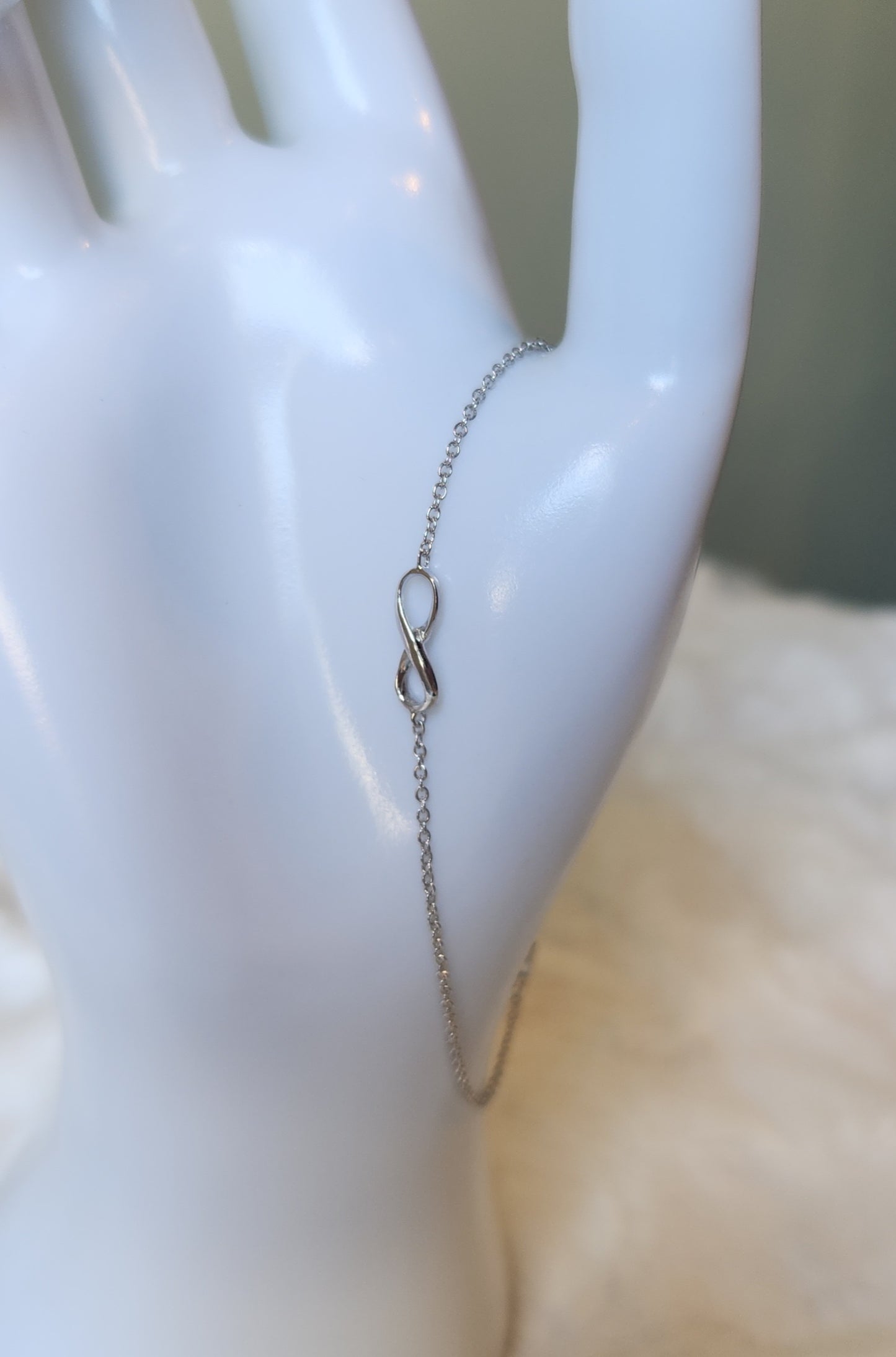 Sterling silver dainty infinity bracelet