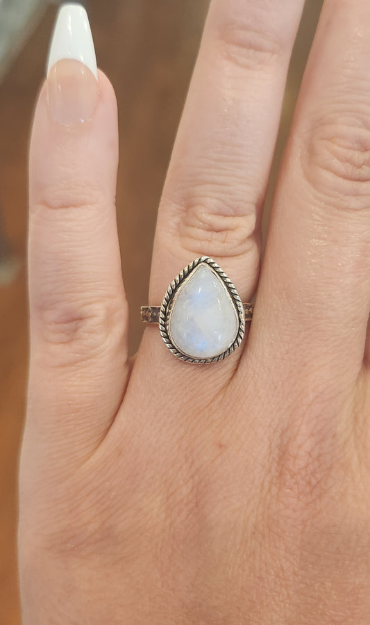 Sterling silver pear-shaped rainbow moonstone ring with unique band