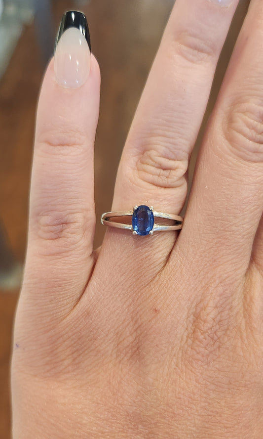 Sterling silver blue kyanite ring