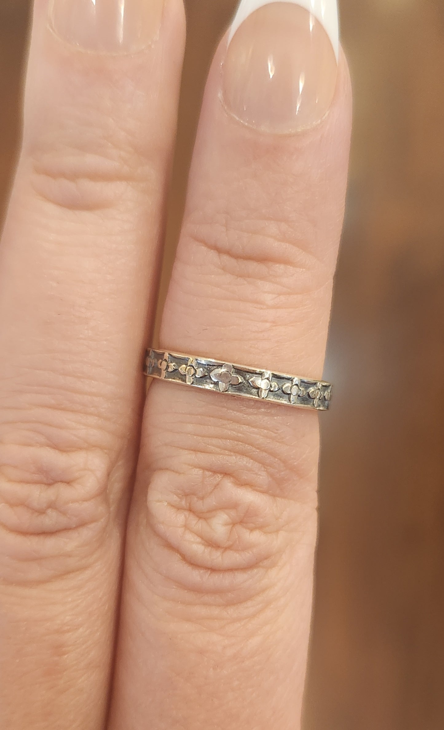 Sterling silver pear-shaped rainbow moonstone ring with unique band