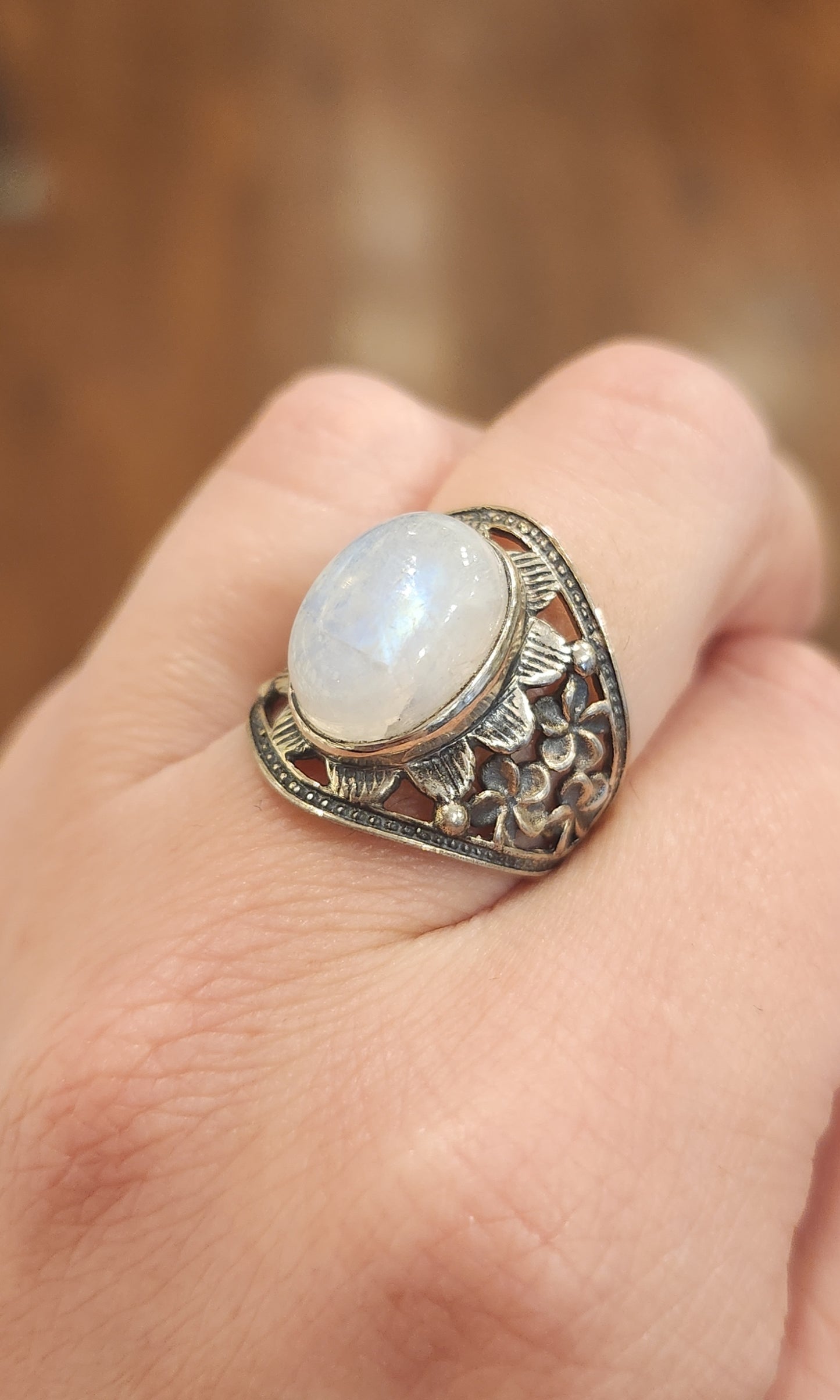 Sterling silver rainbow moonstone with floral filigree