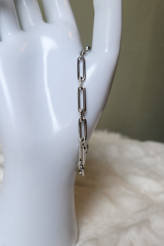 Sterling silver diamond paperclip bracelet