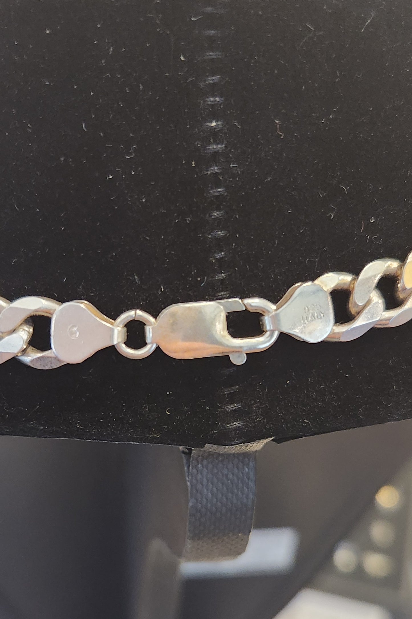 Sterling silver 8mm 18" figaro chain