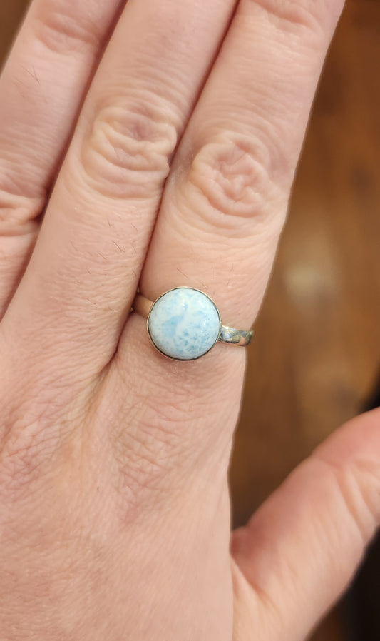 Sterling silver ring with round larimar cabochon