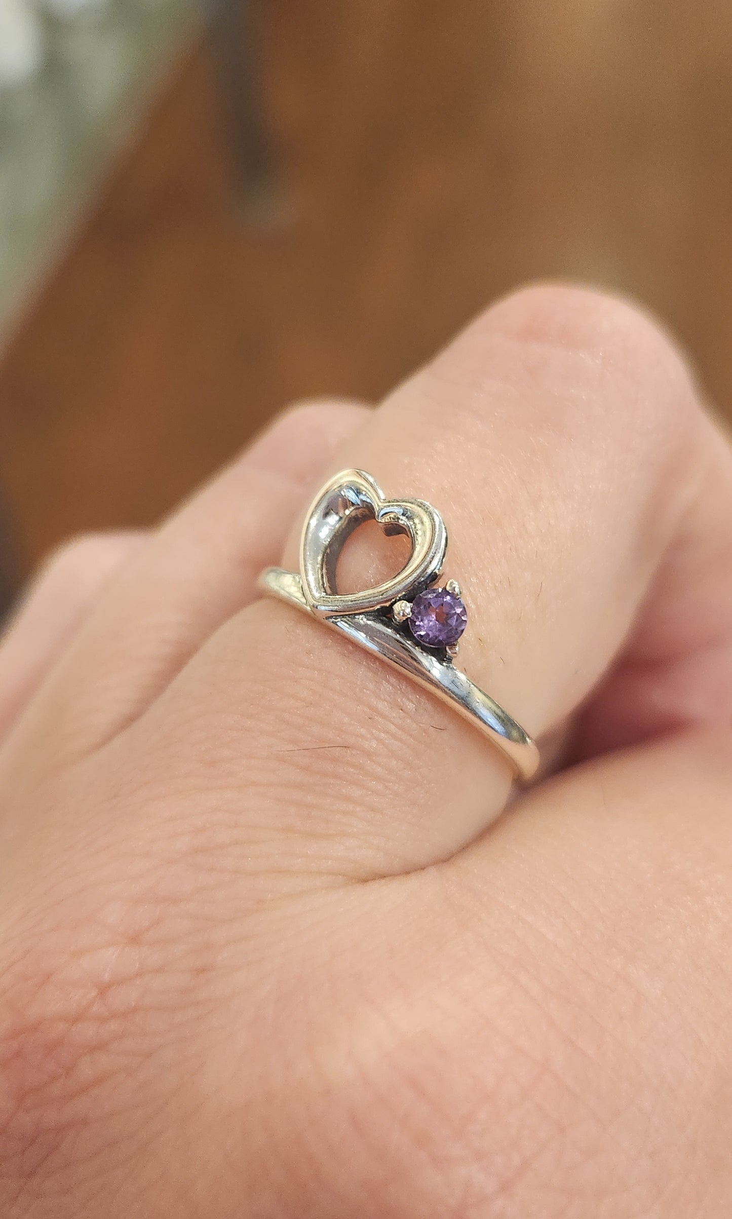 Sterling silver amethyst heart ring