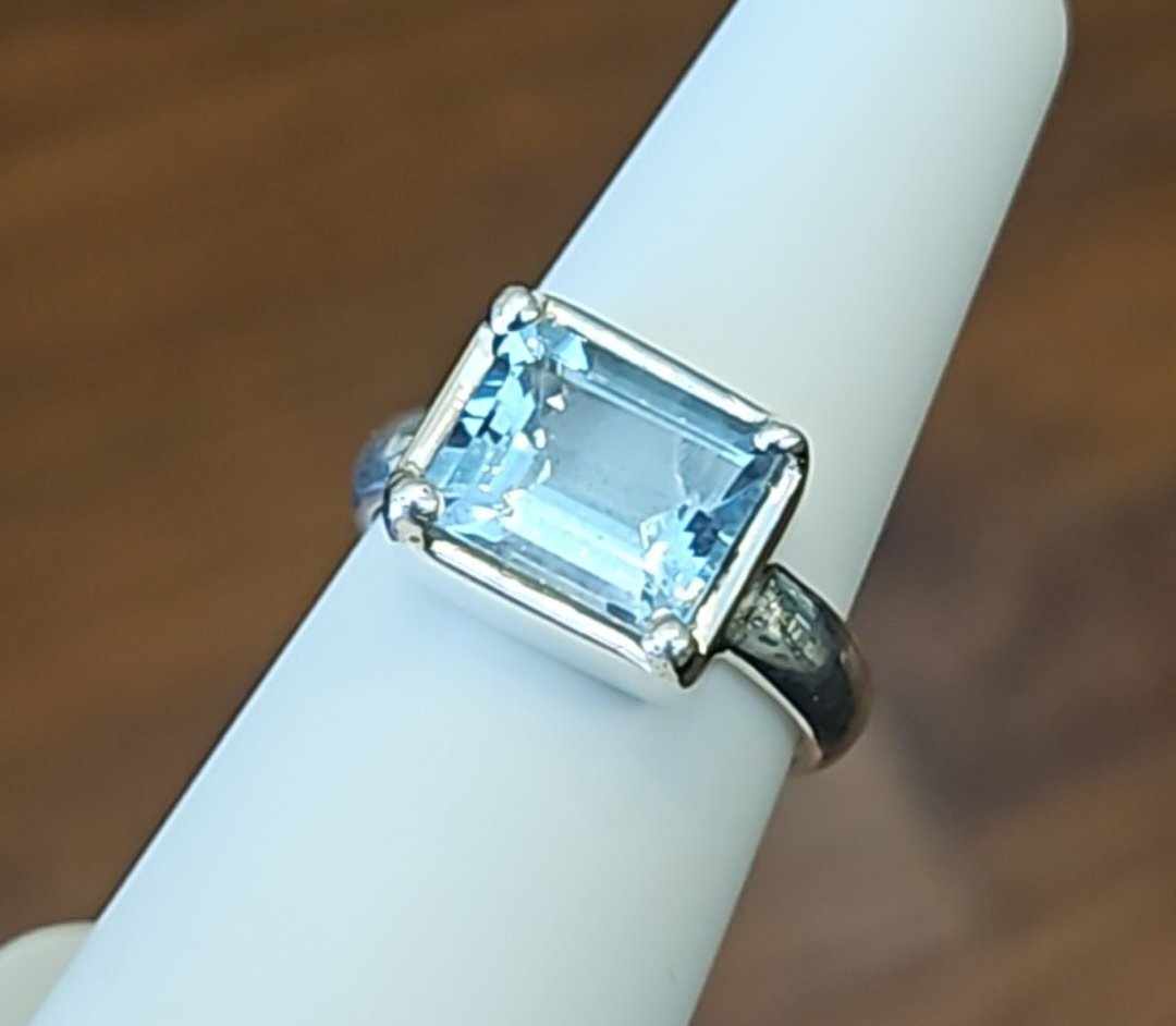 Sterling silver Aquamarine bezel-prong ring