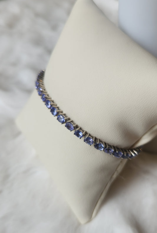 Sterling silver tanzanite tennis bracelet