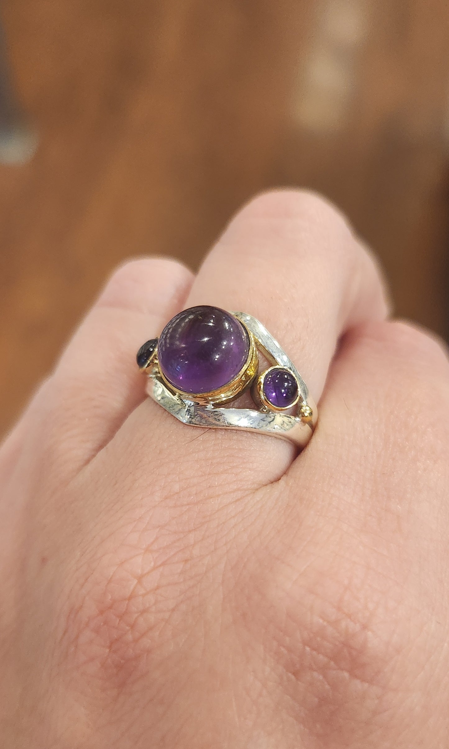 Sterling silver two-tone amethyst cabochon ring