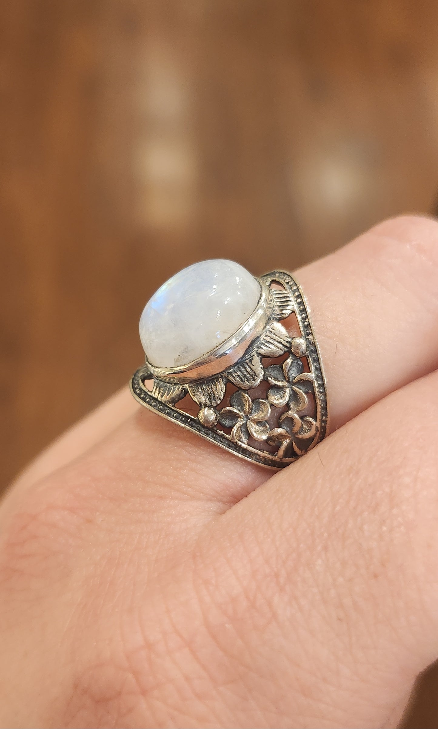 Sterling silver rainbow moonstone with floral filigree