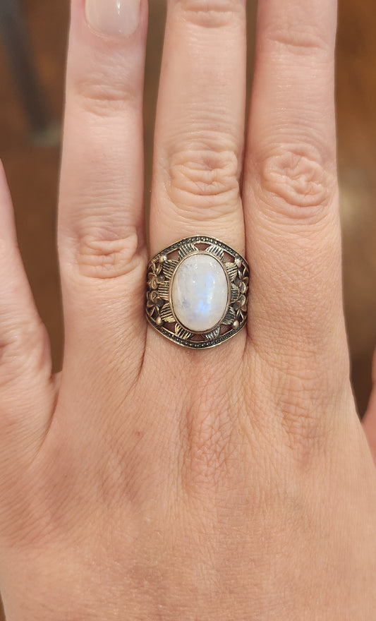 Sterling silver rainbow moonstone with floral filigree