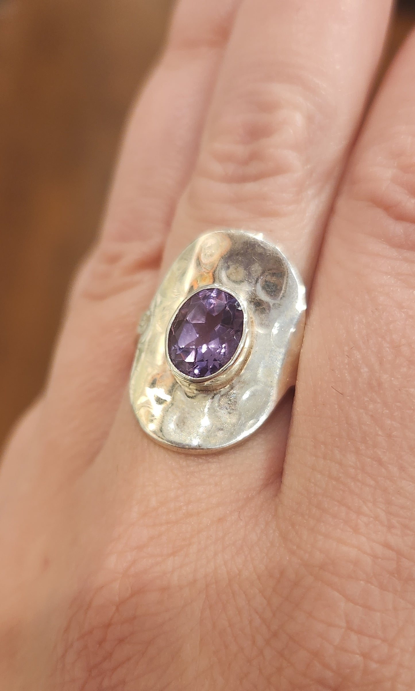 Sterling silver amethyst saddle ring