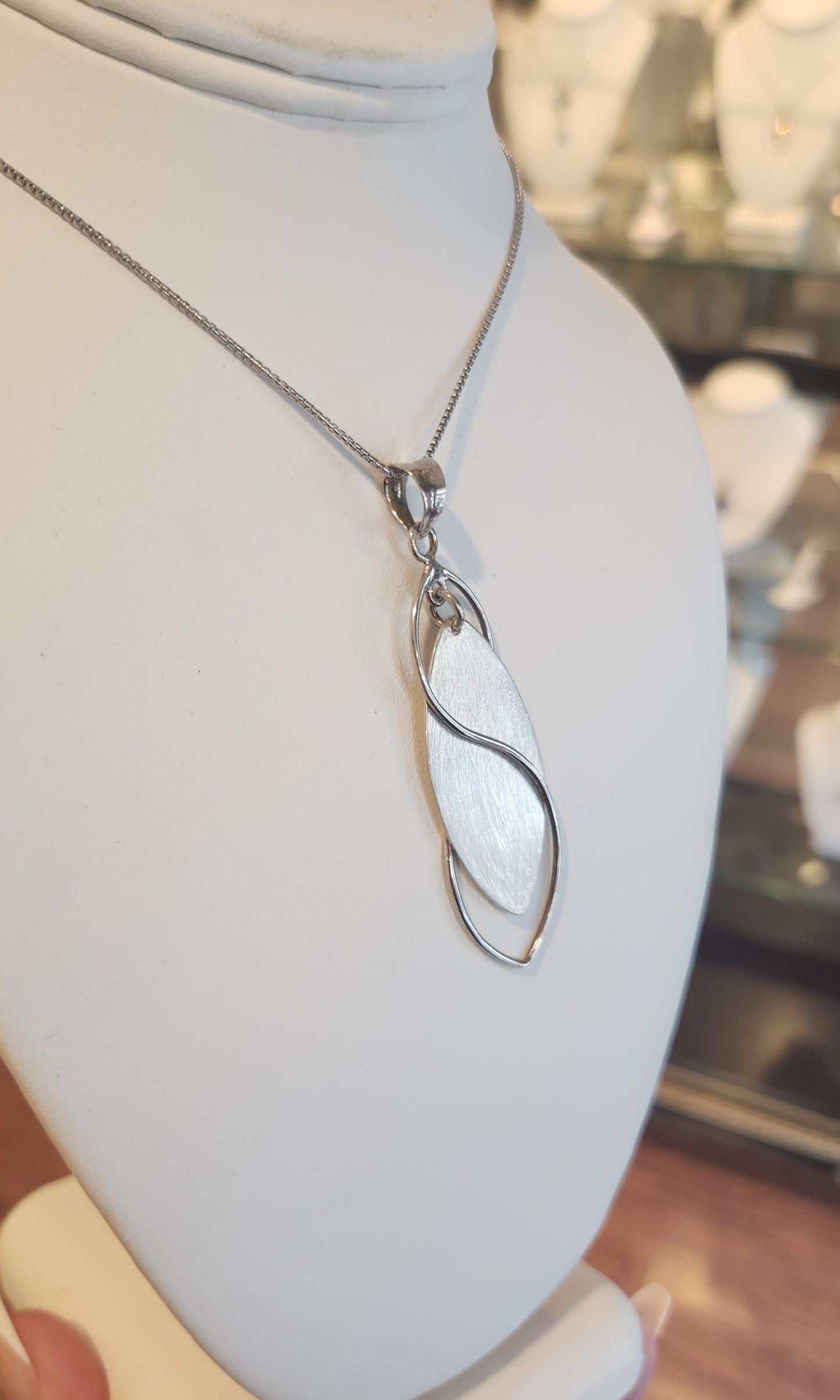 Sterling silver "S-shaped" pendant